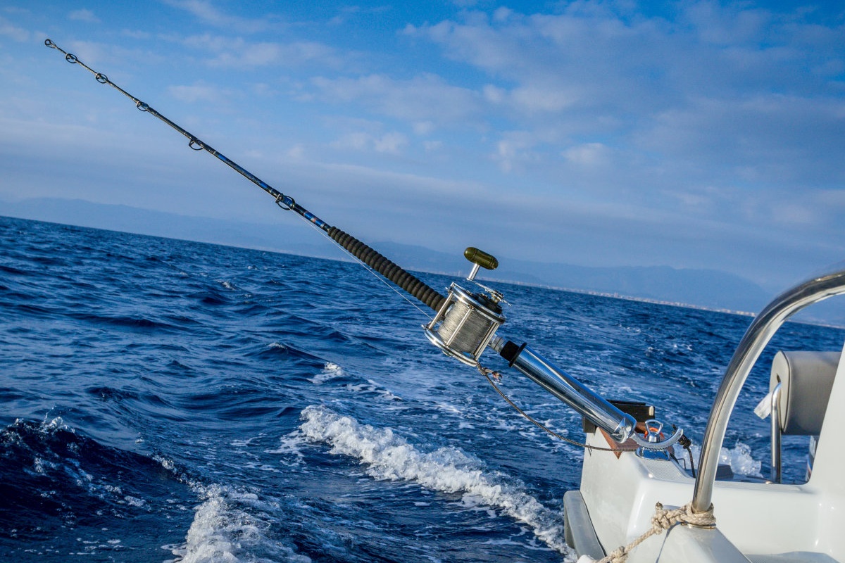 Tvirtas pagrindo 360 laipsnių reguliuojamas strypo laikiklis